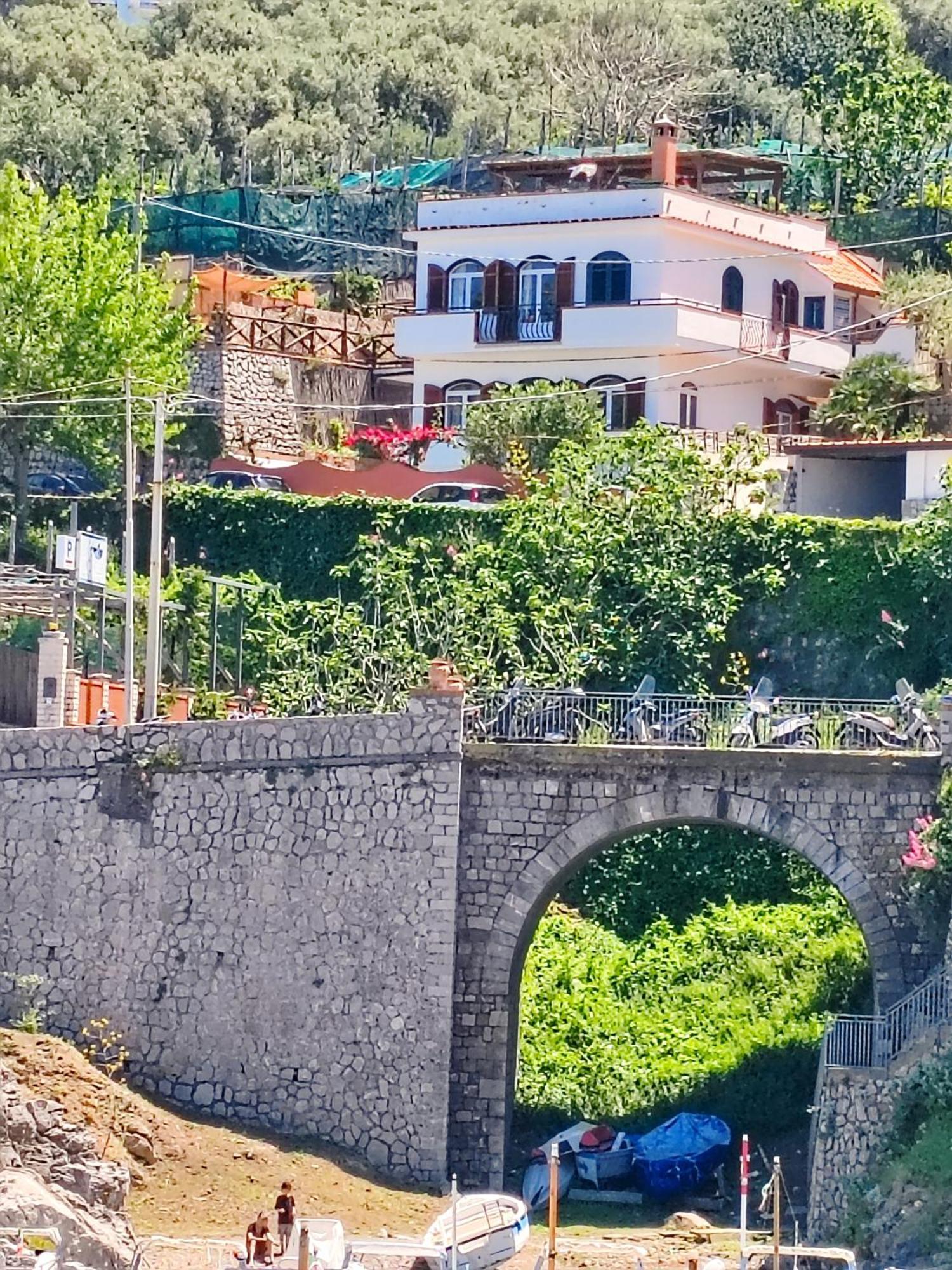 Mediterranea E Casa Del Capricorno Charming Houses Massa Lubrense Ngoại thất bức ảnh